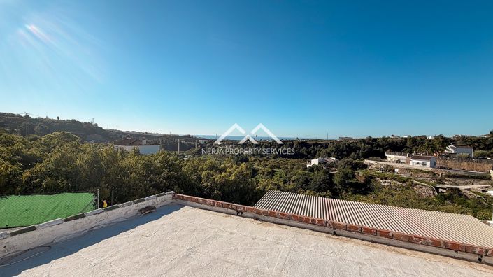 Image No.29-4 Bed Property for sale