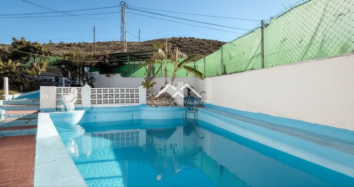 Image No.3-4 Bed Property for sale