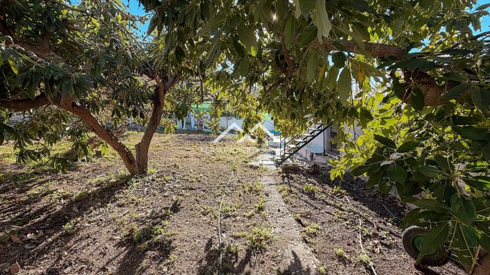 Image No.30-4 Bed Property for sale