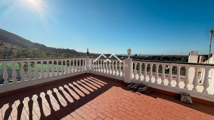 Image No.6-4 Bed Property for sale