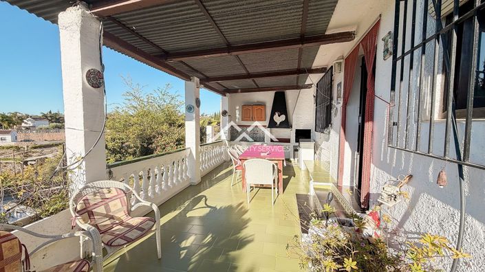 Image No.8-4 Bed Property for sale