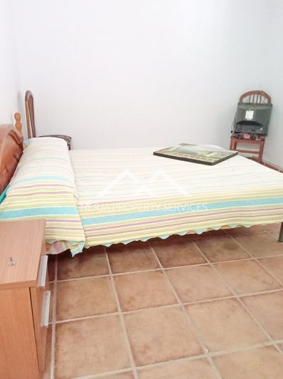 Image No.12-4 Bed Property for sale