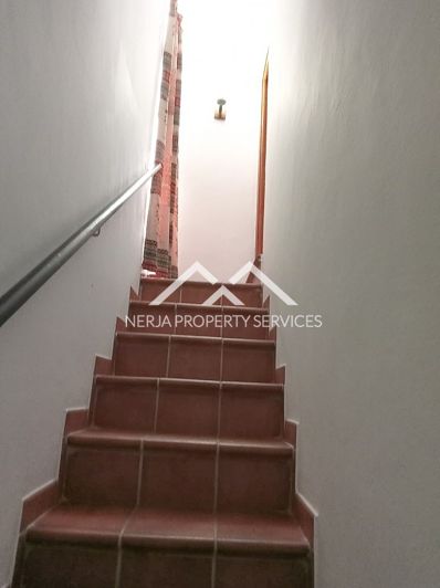 Image No.17-4 Bed Property for sale