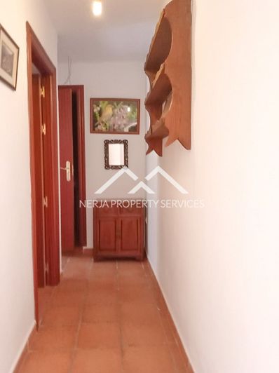 Image No.9-4 Bed Property for sale