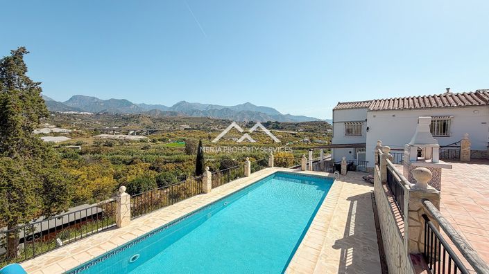 Image No.3-5 Bed Villa for sale