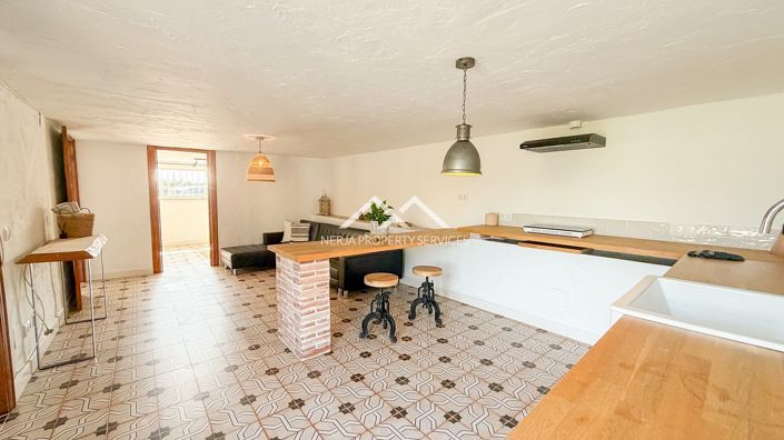 Image No.36-5 Bed Villa for sale