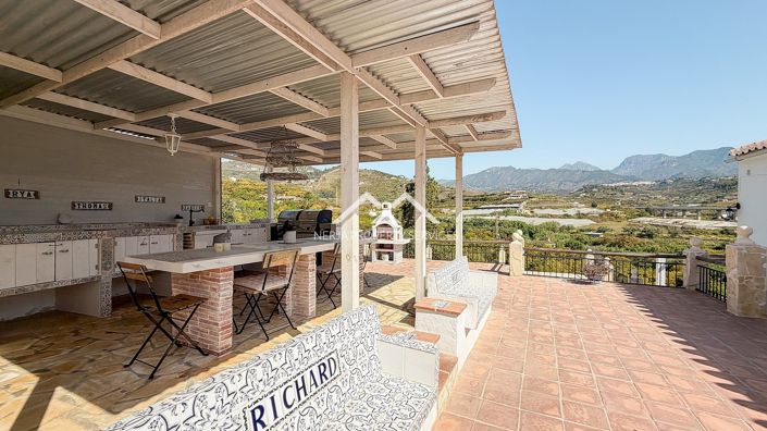 Image No.9-5 Bed Villa for sale