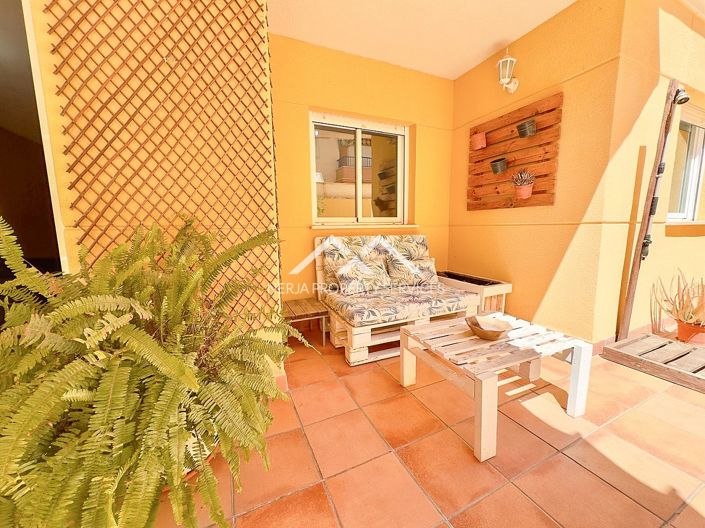 Image No.5-3 Bed Property for sale