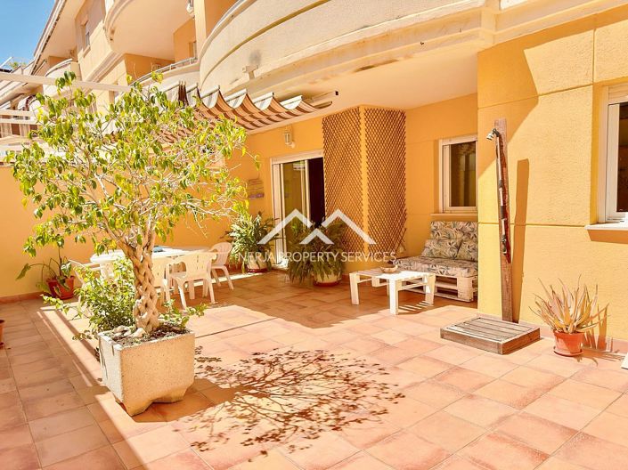 Image No.9-3 Bed Property for sale