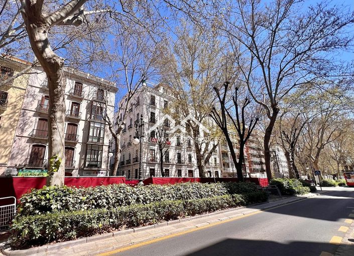 Image No.33-5 Bed Apartment for sale
