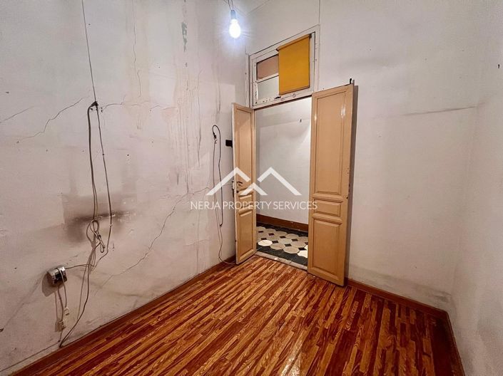 Image No.5-5 Bed Apartment for sale