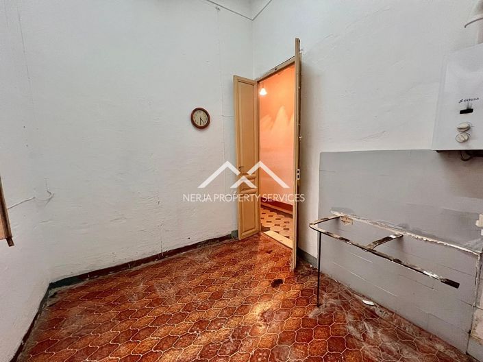 Image No.6-5 Bed Apartment for sale