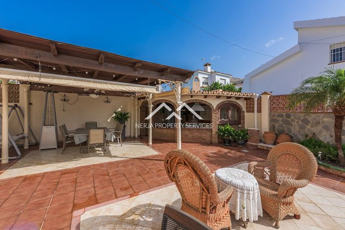 Image No.11-5 Bed Villa for sale