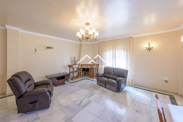 Image No.19-5 Bed Villa for sale