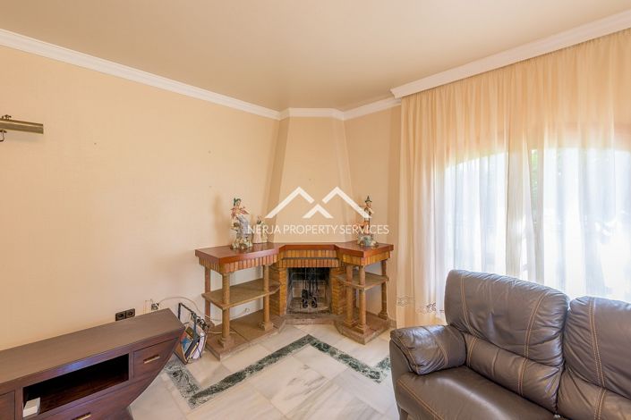 Image No.20-5 Bed Villa for sale