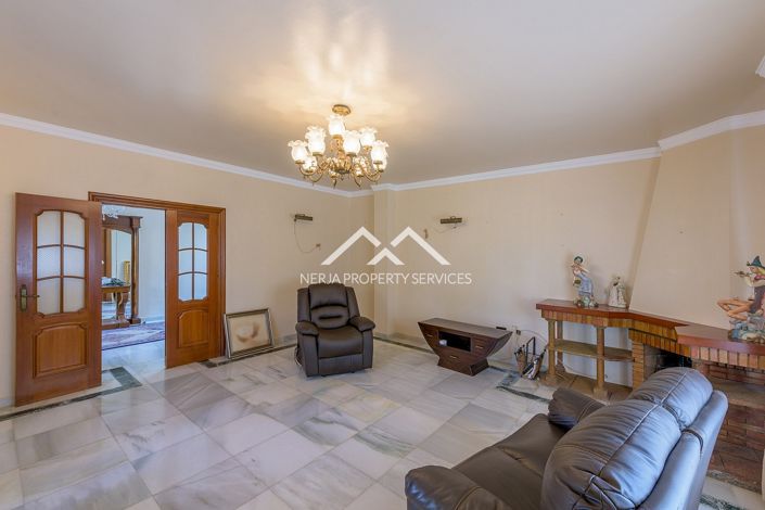 Image No.21-5 Bed Villa for sale