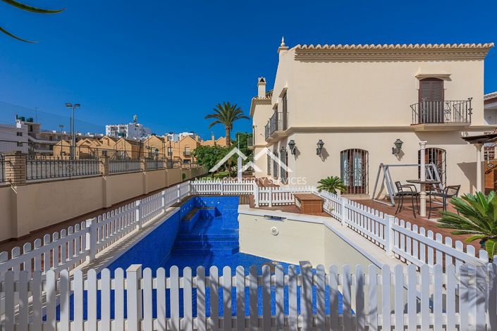 Image No.3-5 Bed Villa for sale