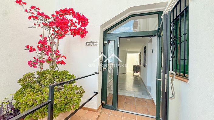 Image No.20-2 Bed Property for sale