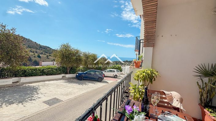 Image No.8-2 Bed Property for sale