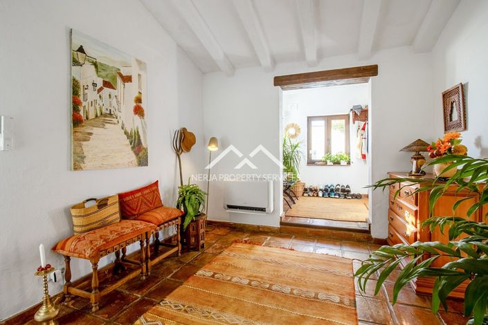 Image No.10-4 Bed Villa for sale