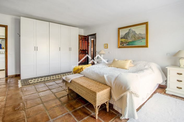 Image No.24-4 Bed Villa for sale