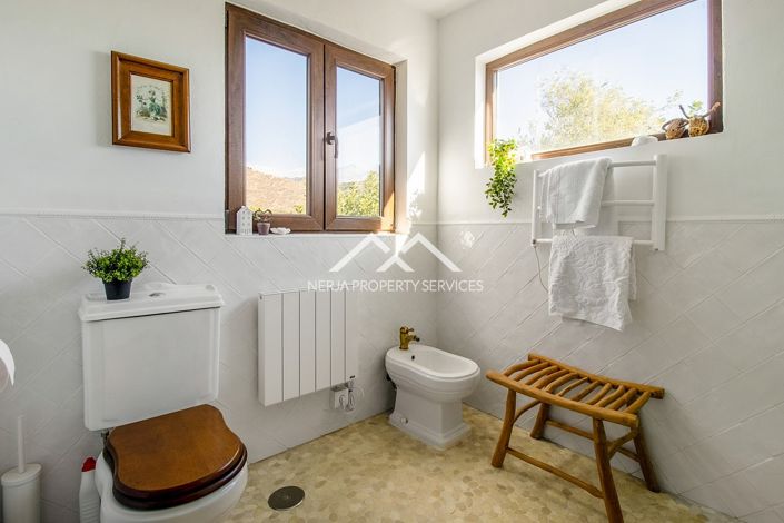 Image No.32-4 Bed Villa for sale
