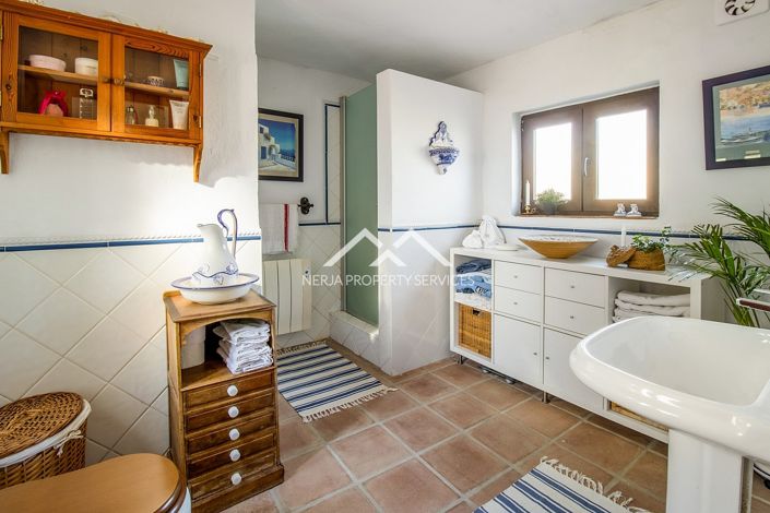 Image No.33-4 Bed Villa for sale