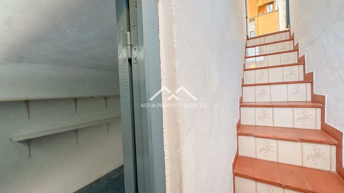 Image No.18-3 Bed Townhouse for sale