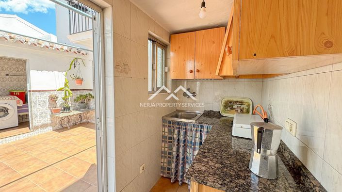 Image No.19-3 Bed Townhouse for sale