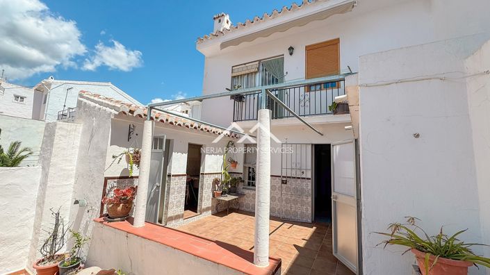 Image No.3-3 Bed Townhouse for sale