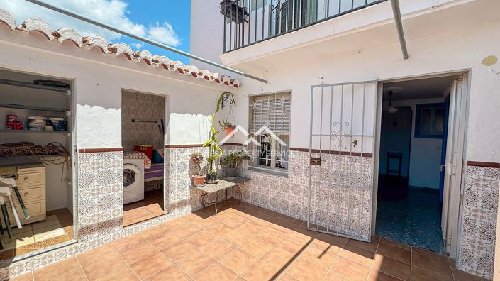 Image No.4-3 Bed Townhouse for sale