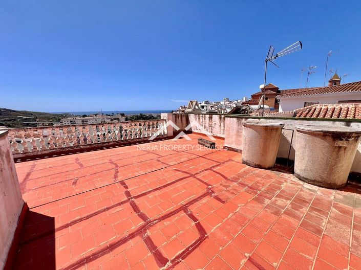 Image No.3-3 Bed Property for sale