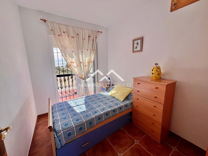 Image No.16-4 Bed Property for sale