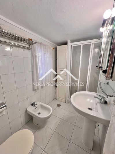Image No.18-4 Bed Property for sale
