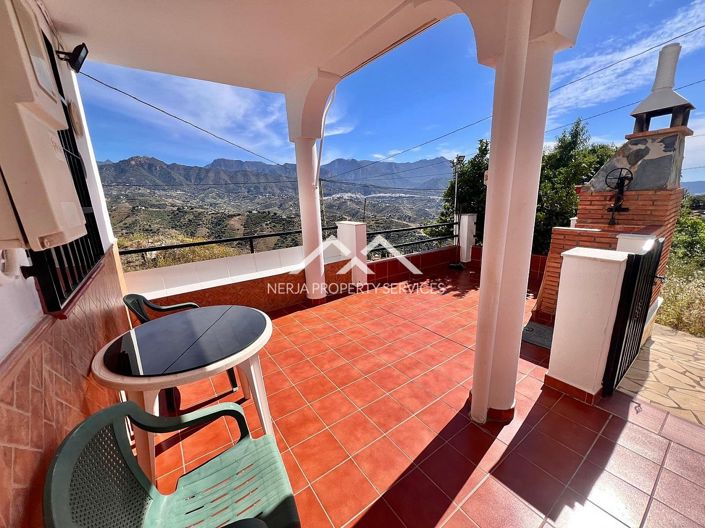 Image No.5-4 Bed Property for sale