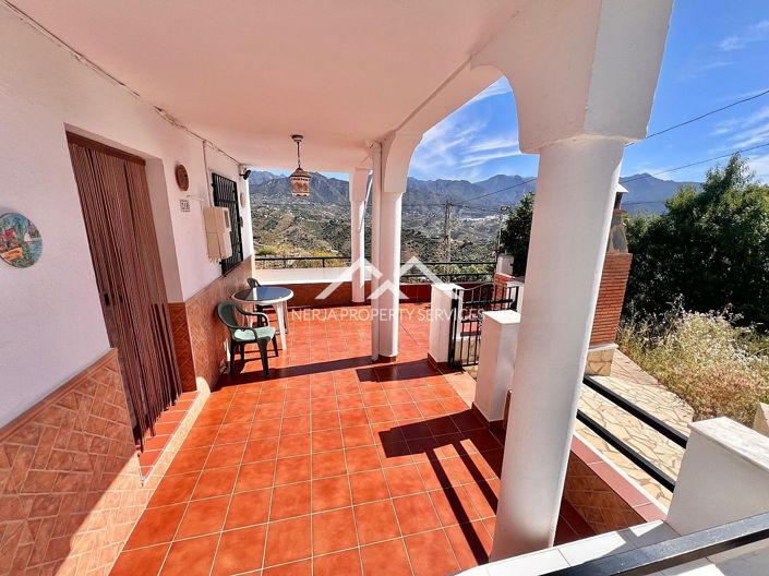 Image No.6-4 Bed Property for sale