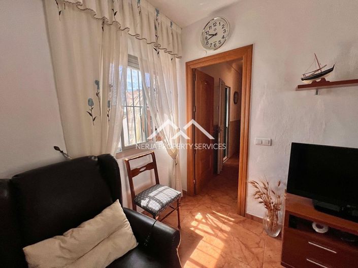 Image No.5-2 Bed Townhouse for sale