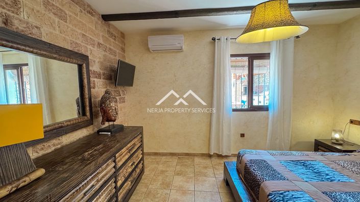 Image No.21-3 Bed Villa for sale