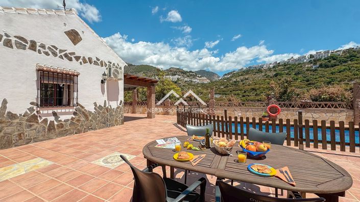 Image No.7-3 Bed Villa for sale