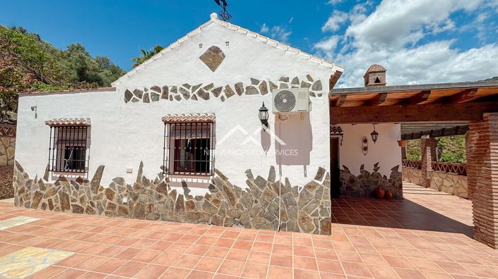 Image No.8-3 Bed Villa for sale