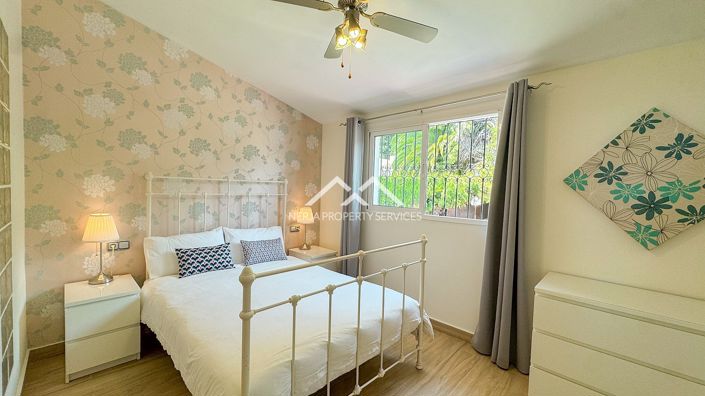 Image No.25-2 Bed Townhouse for sale