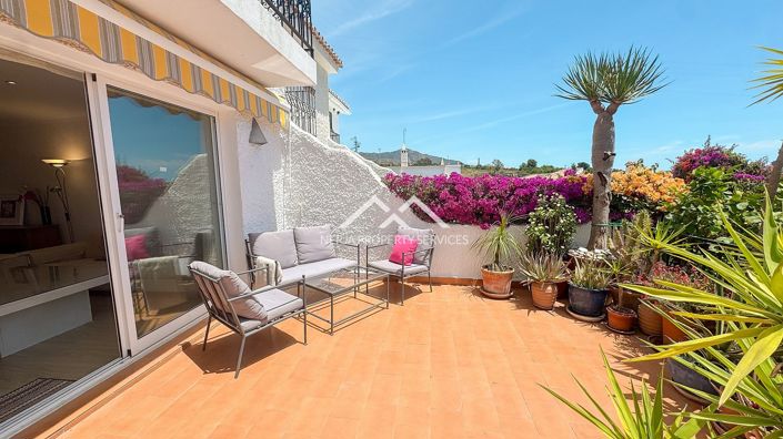 Image No.8-2 Bed Townhouse for sale