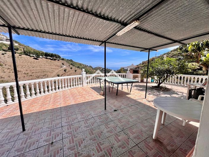 Image No.3-2 Bed Property for sale