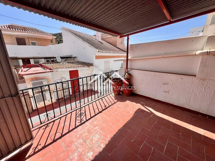 Image No.19-2 Bed Townhouse for sale