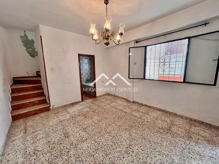 Image No.6-2 Bed Townhouse for sale