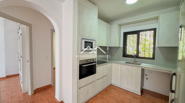 Image No.12-2 Bed Apartment for sale