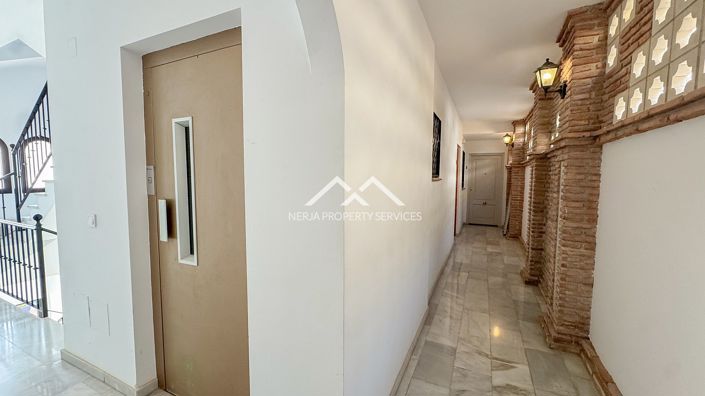 Image No.22-2 Bed Apartment for sale