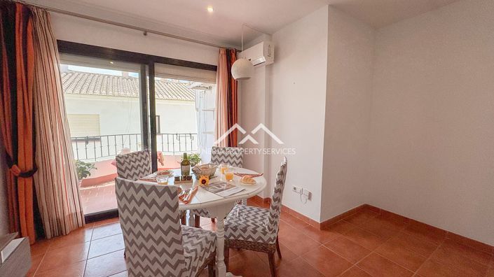 Image No.9-2 Bed Apartment for sale
