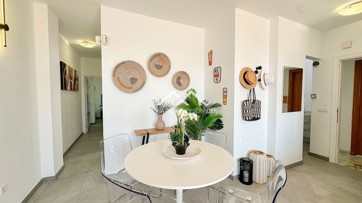 Image No.19-2 Bed Apartment for sale