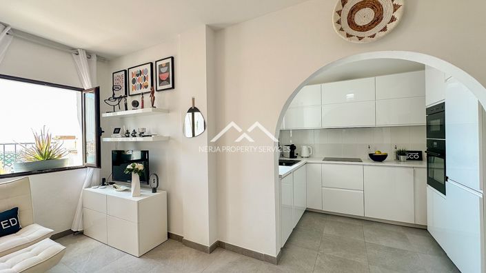 Image No.20-2 Bed Apartment for sale